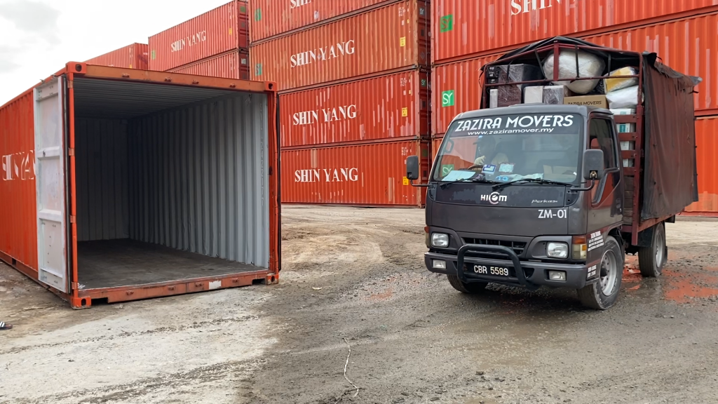 Sea freight house moving