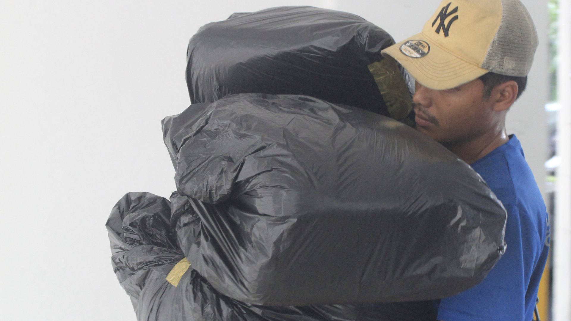 Furniture disposal and Roro bin service